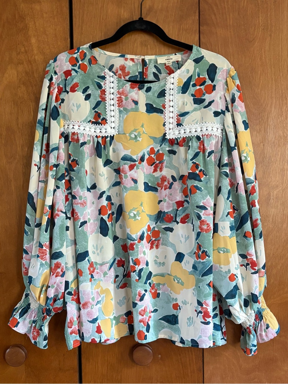 Entro Blouse Top Green Yellow Orange White Floral Embroidery Beautiful Size L